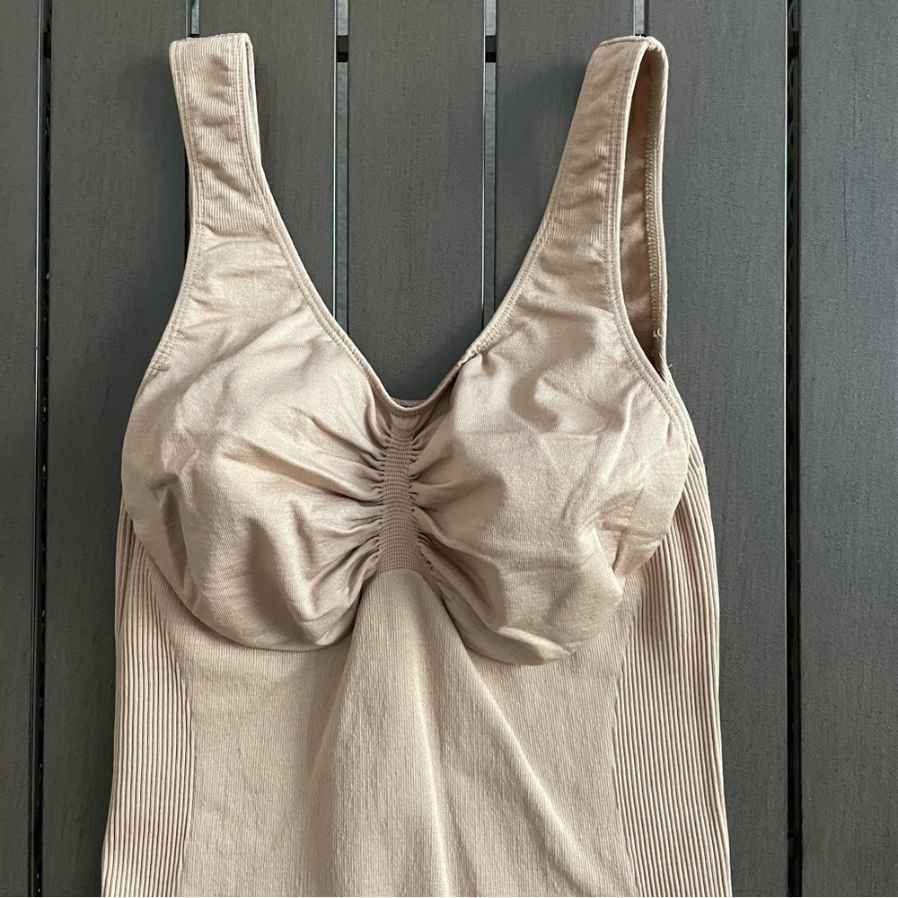 Shein Solid Ribbed Compression Shapewear Tank Top… - image 3